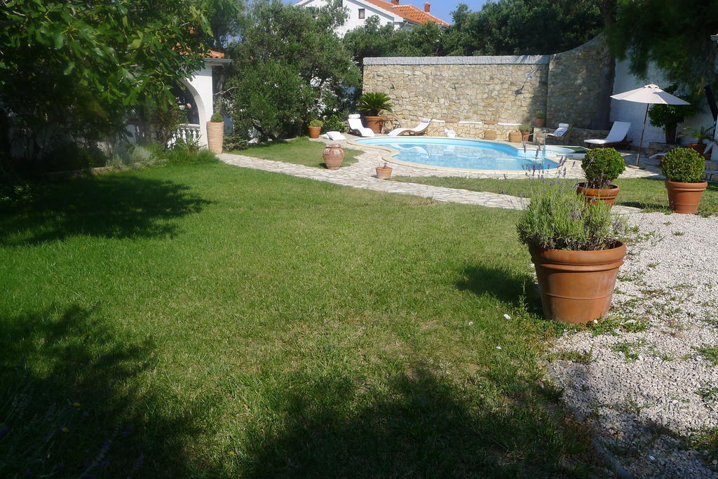 Apartments Lorenandreja Rab Town Eksteriør billede